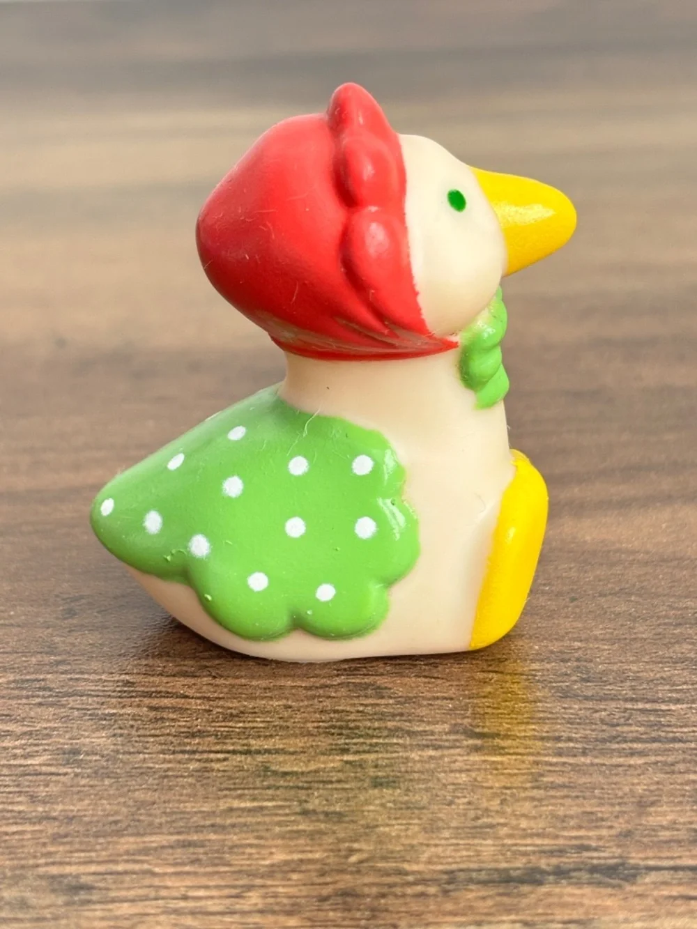 VINTAGE Strawberry Shortcake Cherry Cuddler Pet Figure Gooseberry the Duck 1982
